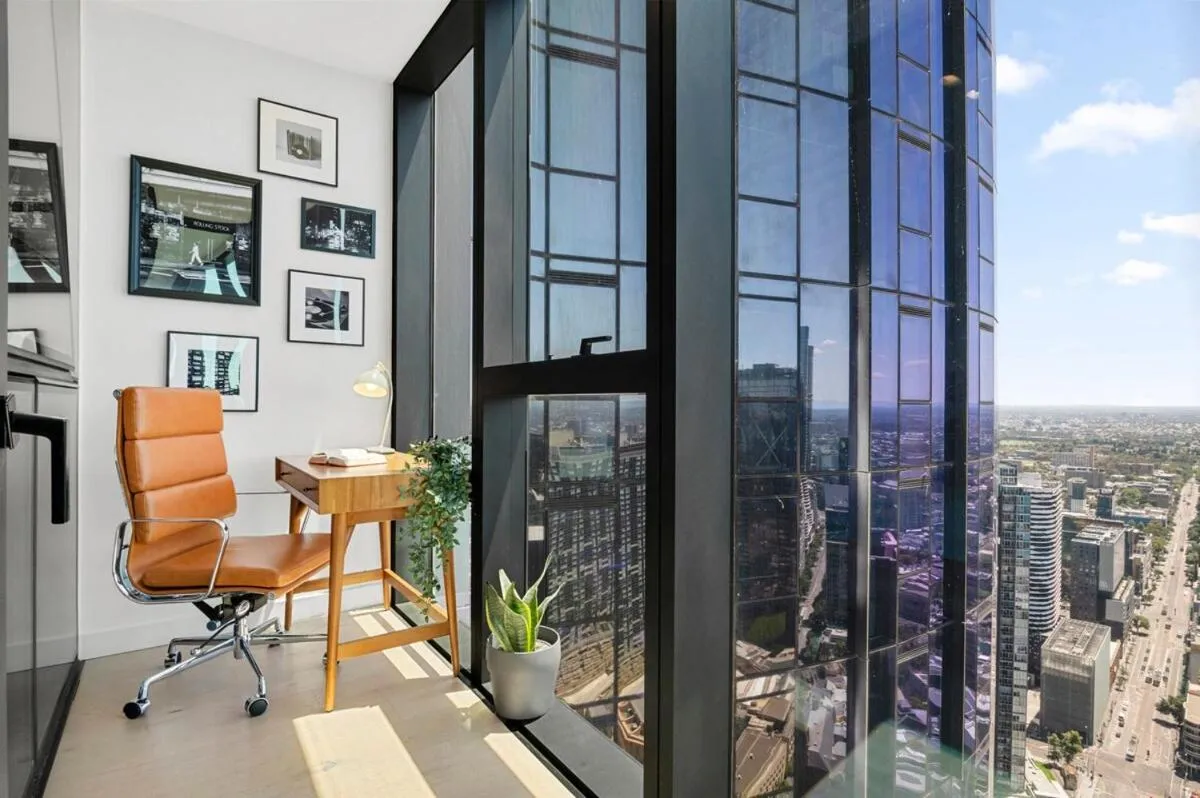 Image 5 of Amazing CBD Apartment with Epic Views and Free Parking!