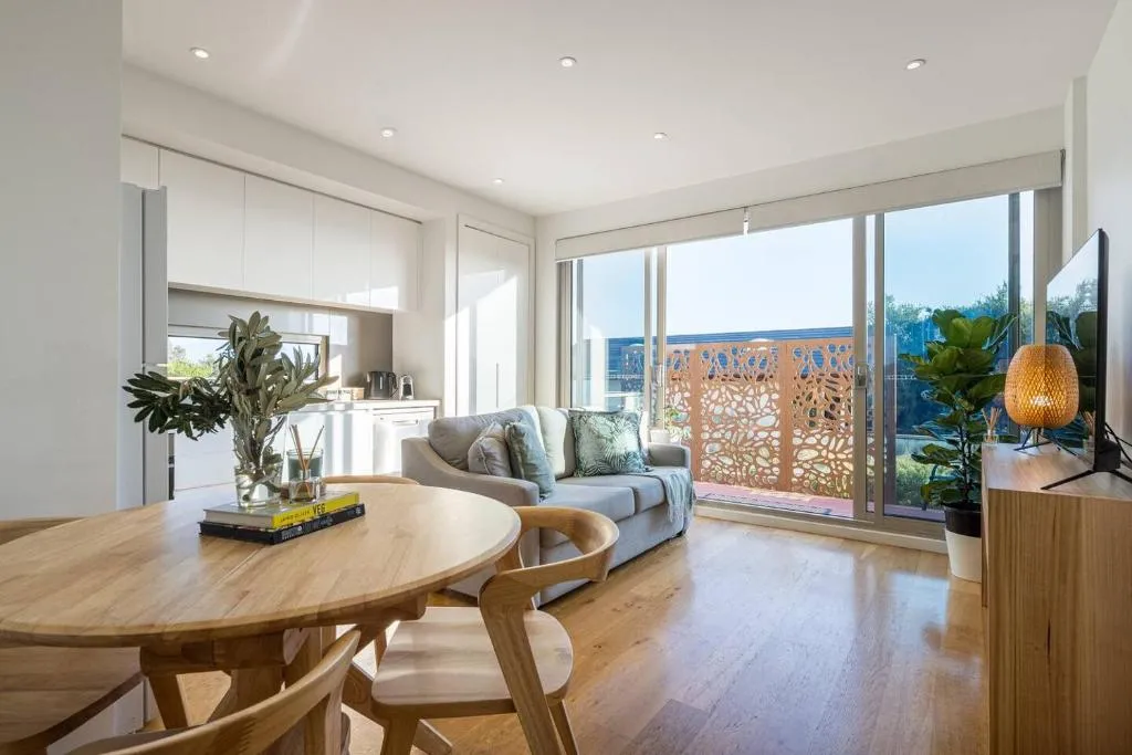 Image of ‘Bon Beachfront Haven’ Cosy Coastal Calm