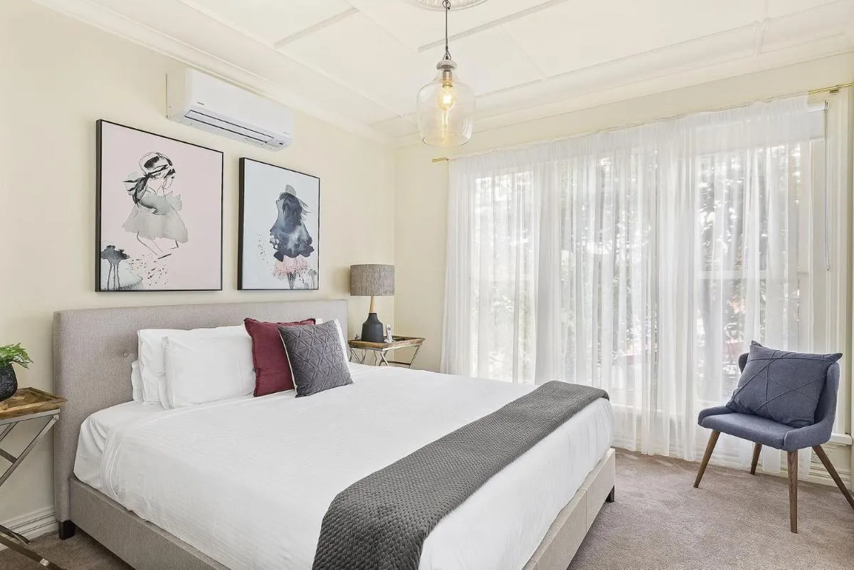 Image 1 of Boutique Stays – Buckingham
