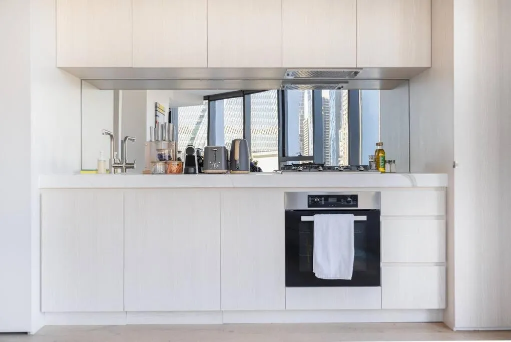 Image 4 of Bright 1B West Melbourne apt w free parking#MV16