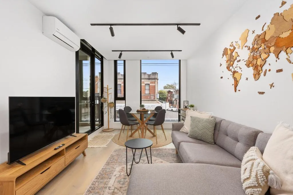 Image of Bright and Modern 1BR Apt with Balcony and Car Park