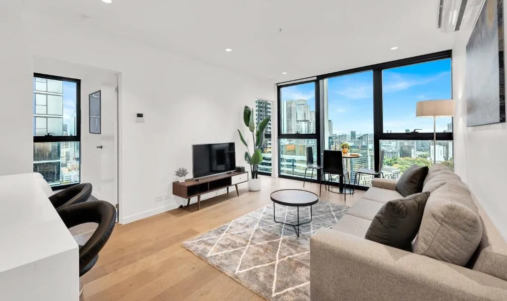 Image of CBD Comfort – Stylish Space in Prime Location