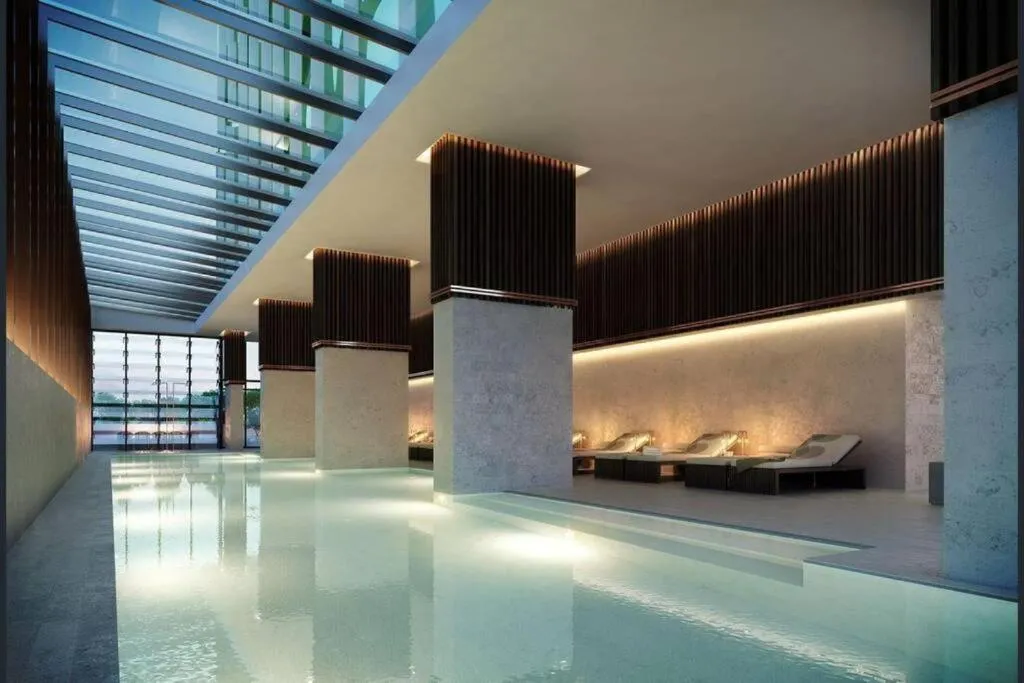Image 3 of CBD Comfort – Stylish Space in Prime Location