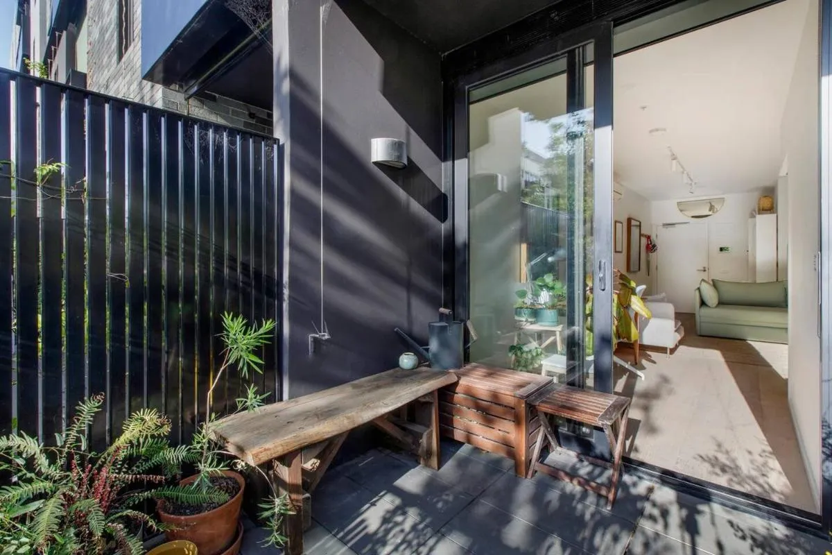 Image 5 of Carlton meets Fitzroy at this Leafy Urban Hideaway