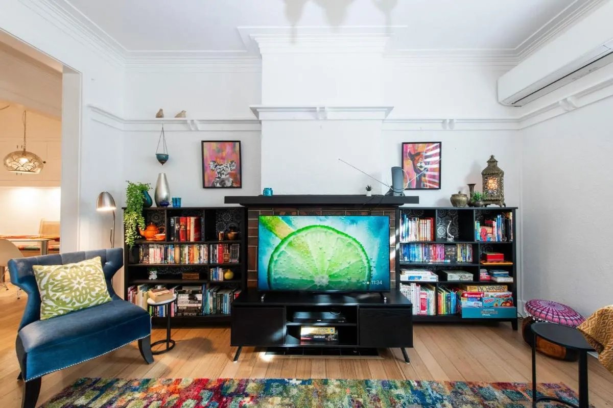 Image 4 of Charming 3-Bedroom Retreat by St Kilda Gardens