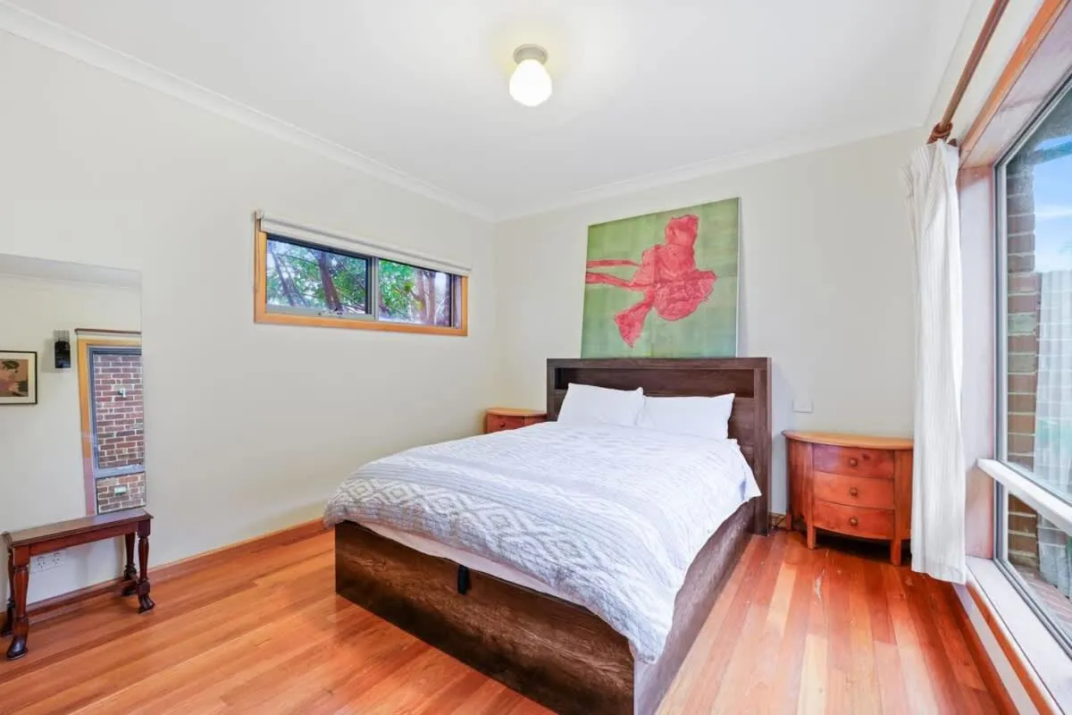 Image 3 of Charming Double Brick Brunswick Bungalow for 4