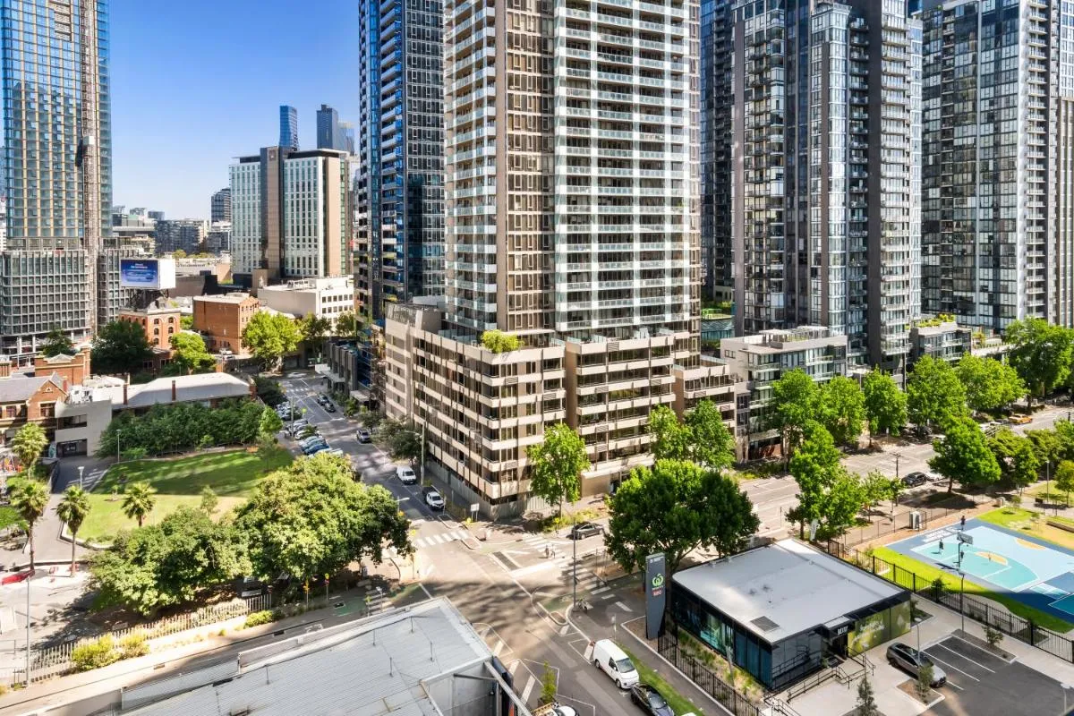 Image 5 of City Center Apt with Separate Office and Lovely Views