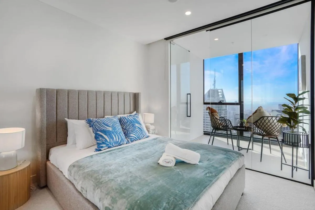 Image 1 of City and Sunrise View 2 Bed 2 Bath above Level 60 next to Skybus