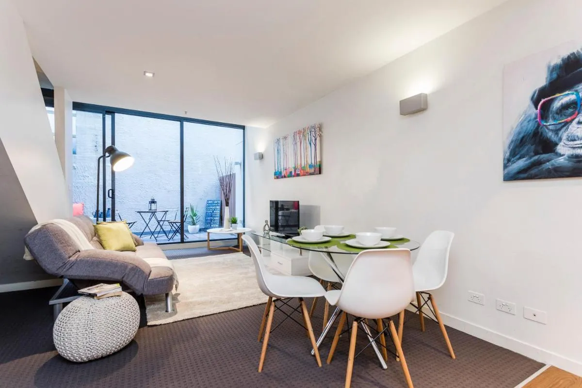 Image 2 of Complete Host AquaLuna Apartments