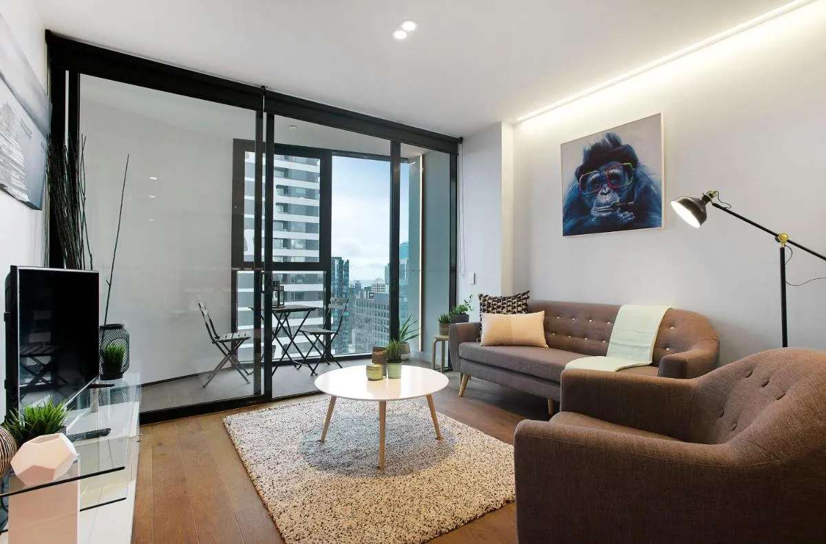 Image 3 of Complete Host CBD Lighthouse Apartments