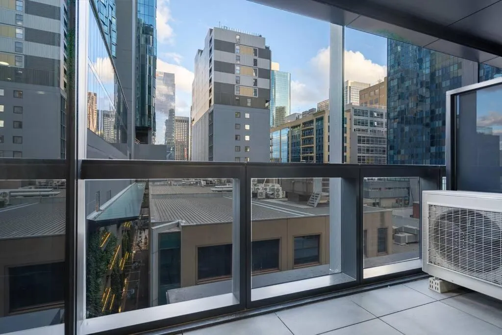 Image 5 of Cosy 1B apt in central Melbourne#UT07