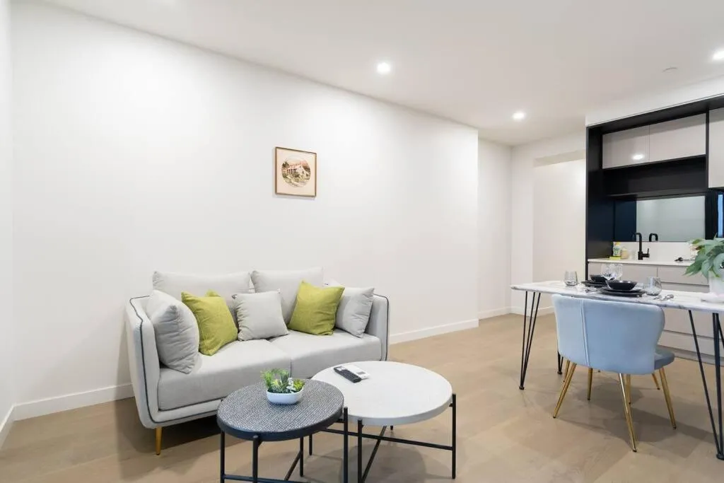 Image 3 of Cosy 1B apt in central Melbourne#UT07