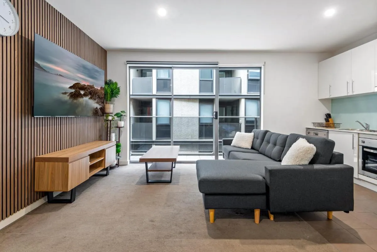 Image 2 of Cosy 1-Bed with Balcony in Trendy St Kilda