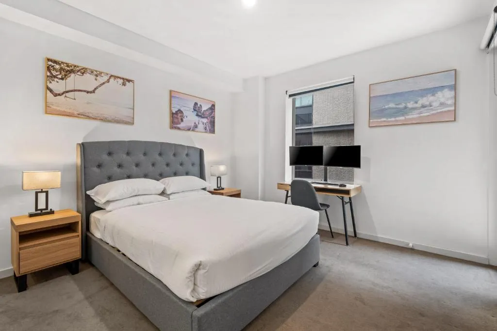 Image of Cosy 1-Bed with Balcony in Trendy St Kilda