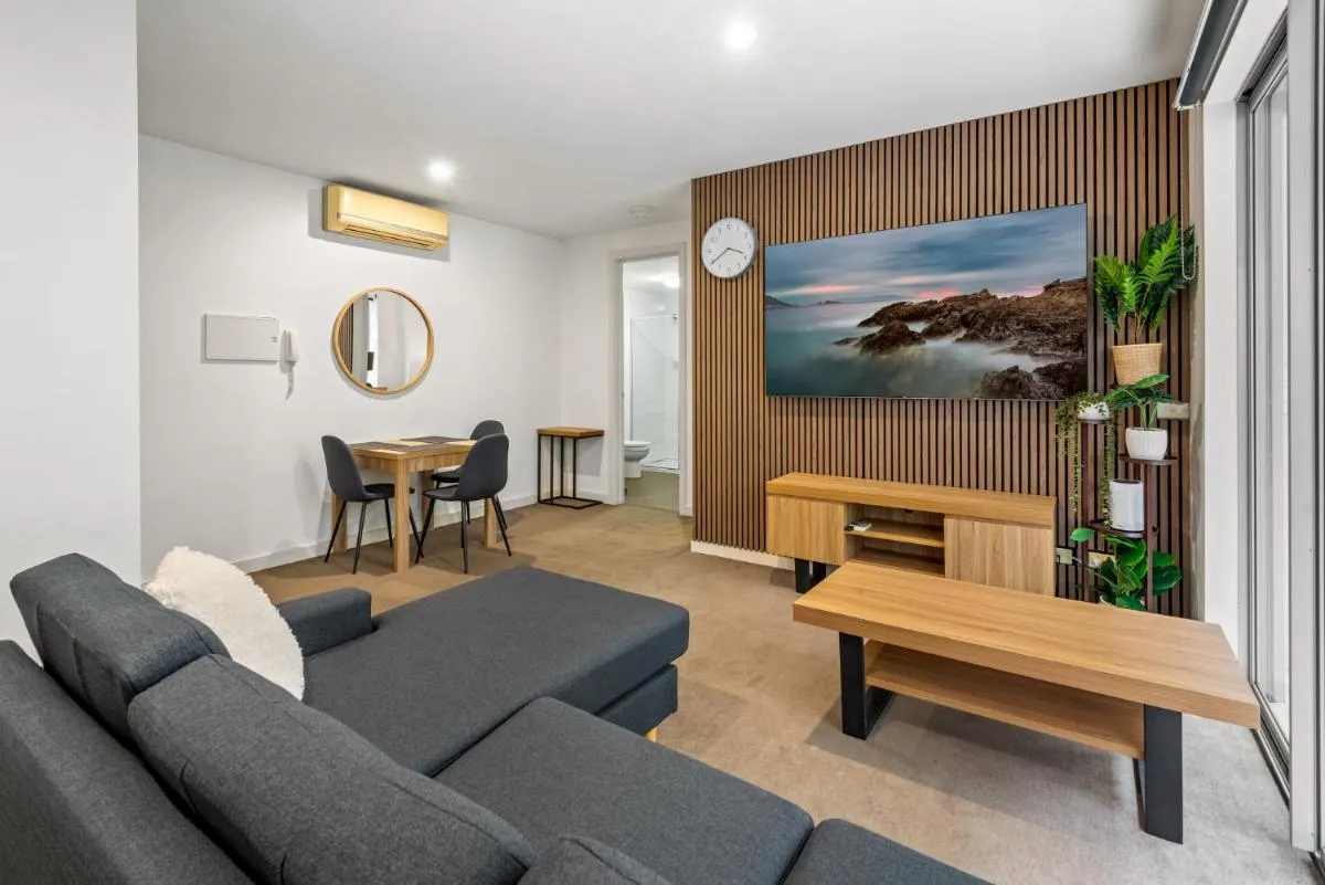 Image 6 of Cosy 1-Bed with Balcony in Trendy St Kilda