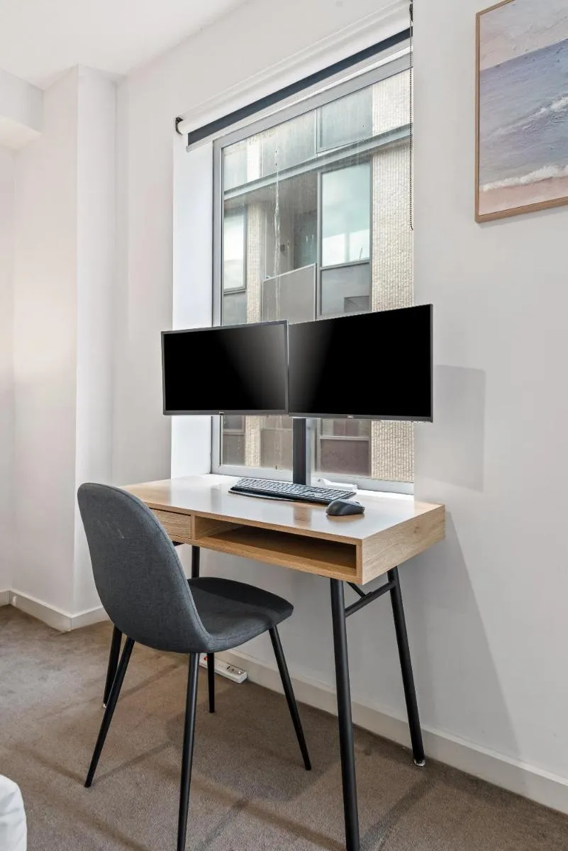 Image 5 of Cosy 1-Bed with Balcony in Trendy St Kilda