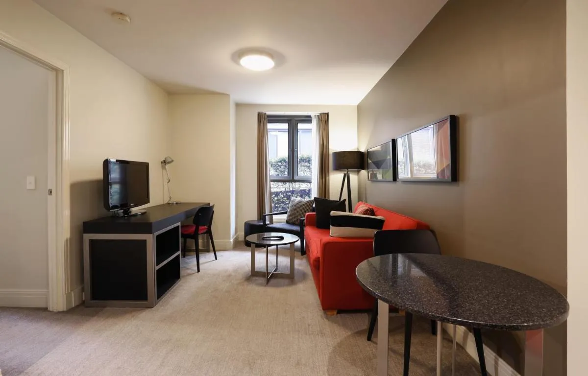 Image 5 of Cozy 1 Bedroom Apartment With Pool And Gym