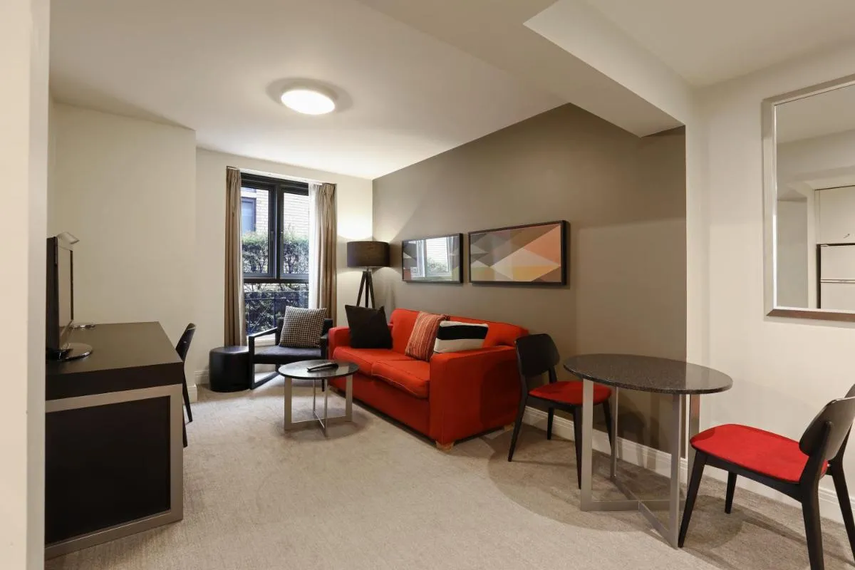 Image 3 of Cozy 1 Bedroom Apartment With Pool And Gym