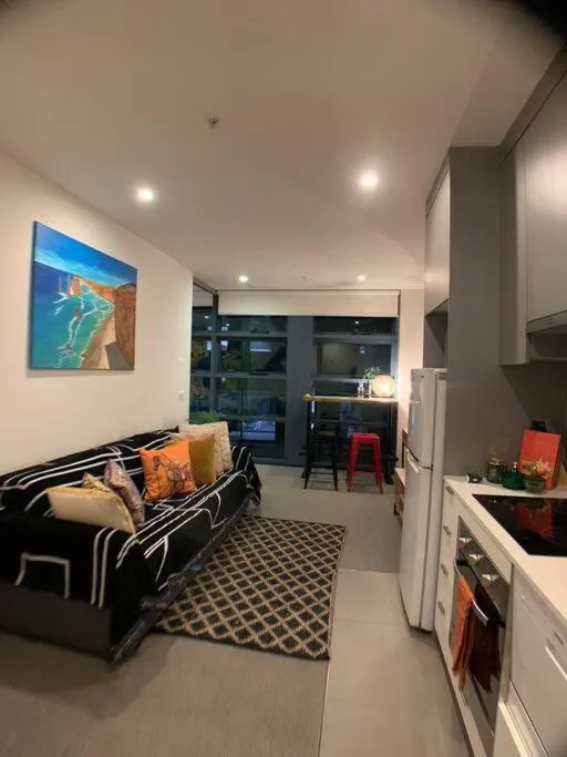 Image 4 of Cozy CBD Family APT Near Southern Cross Station