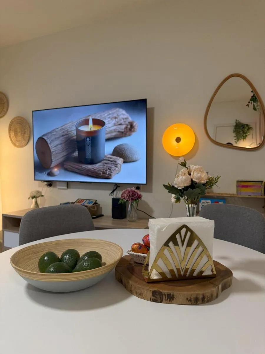 Image 5 of Emporium Luxe 1BR King Suite – Prime CBD Location