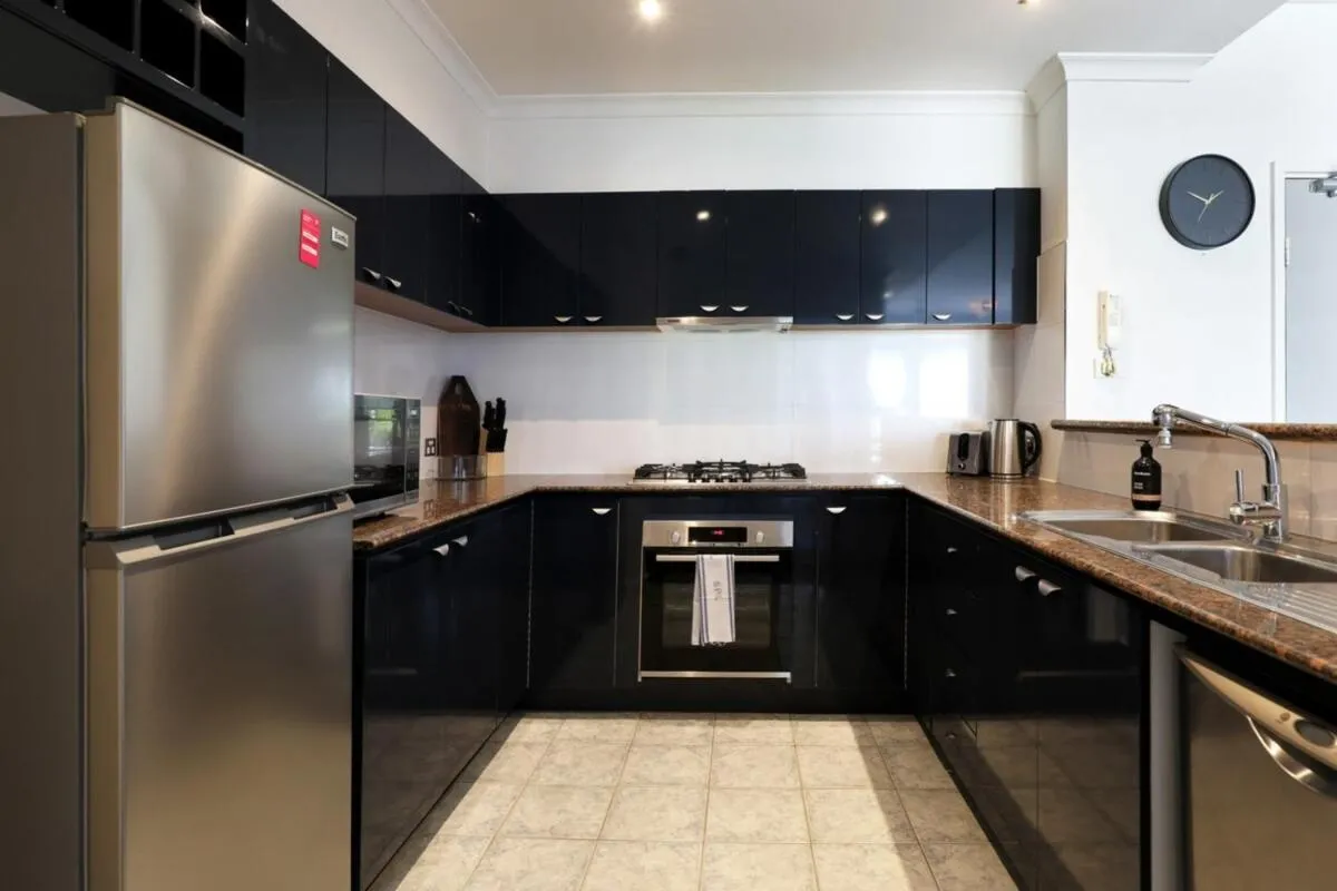Image 4 of Extra Large 2 Bedroom Apartment in Melbournes Southbank