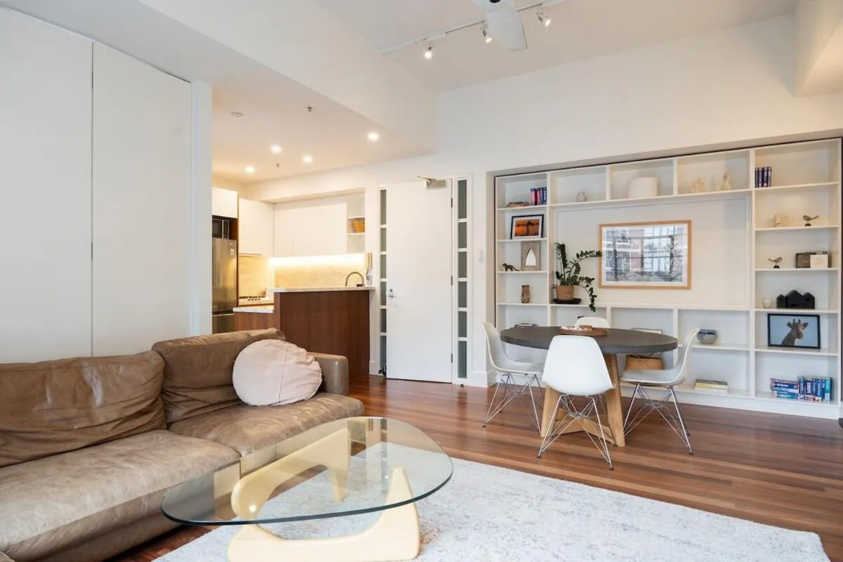 Image 3 of Flinders Lane Hideaway – Light-Filled CBD Retreat