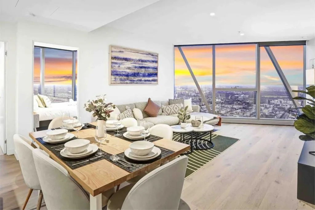 Image of Free Parking Lux Cityscape 3 Bedroom 2 Bath with Pool, Gym, and Sauna