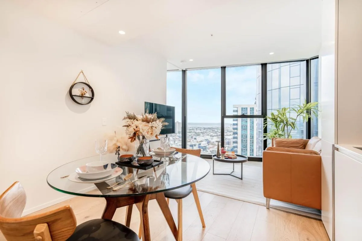 Image 4 of Glamorous 1BR Southbank home LV30 oceanview#MSQ30