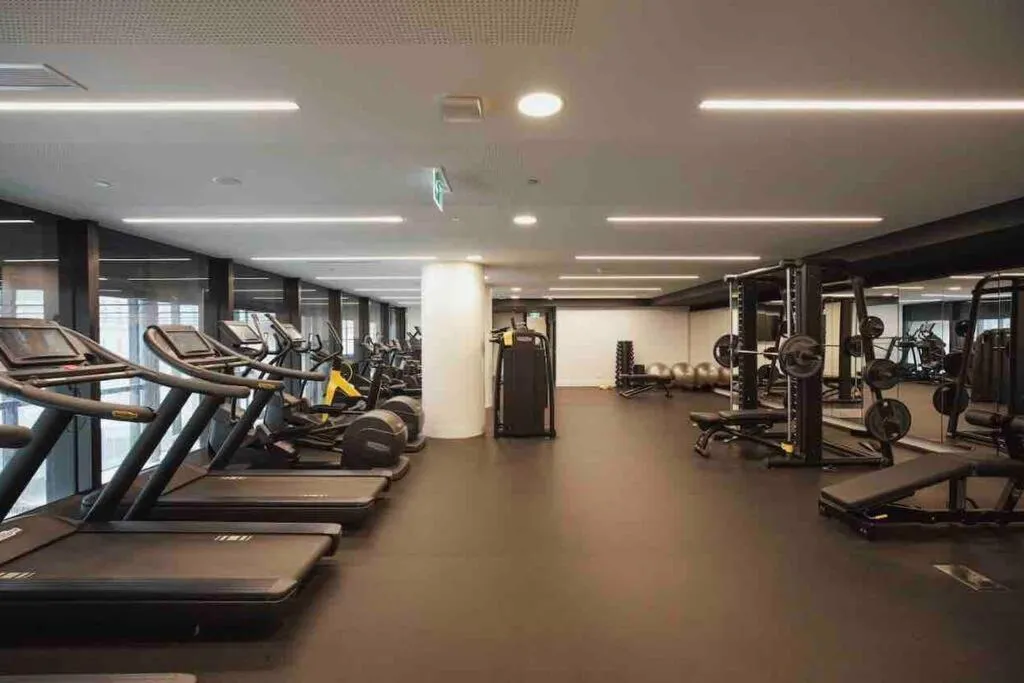 Image 5 of Gorgeous 2B Docklands apt Amazing view on lvl37#MQ37