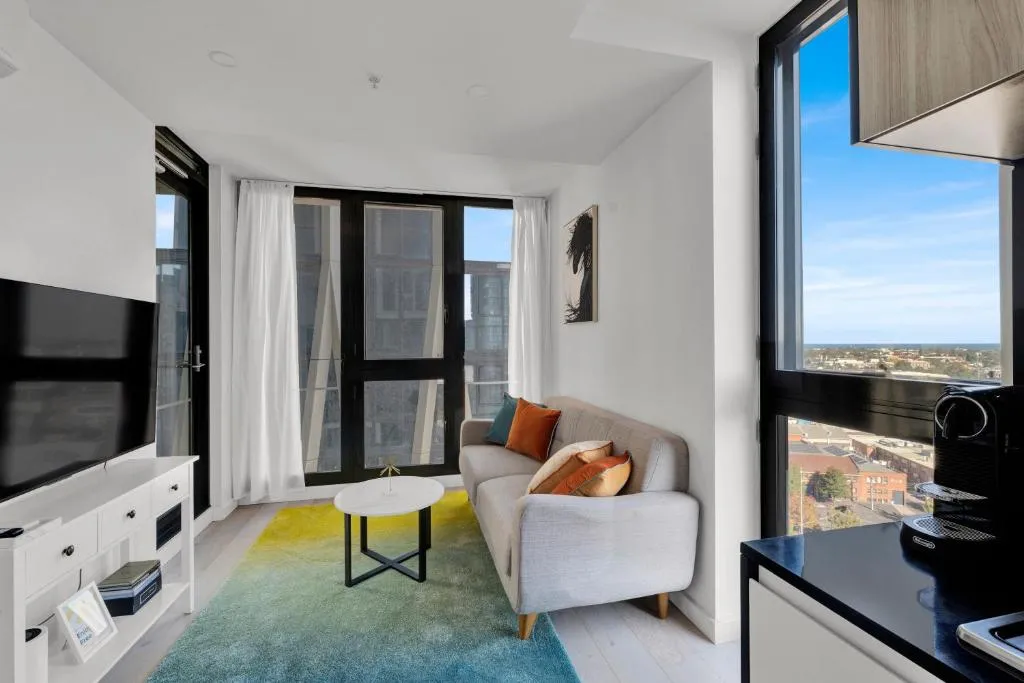 Image of Gorgeous 2bed 2bath apartment near Crown