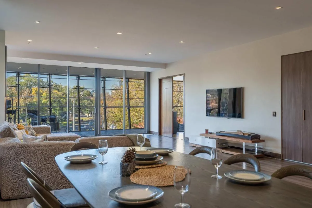 Image 3 of Grand St Kilda 2-story Sub-Penthouse