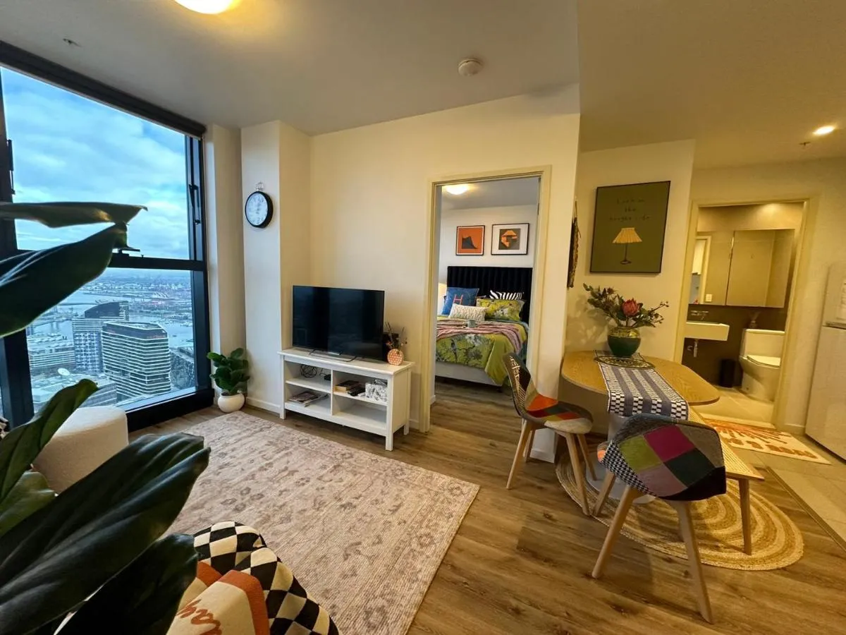 Image 5 of Great View CBD Single Bedroom Apt Near Southern Cross