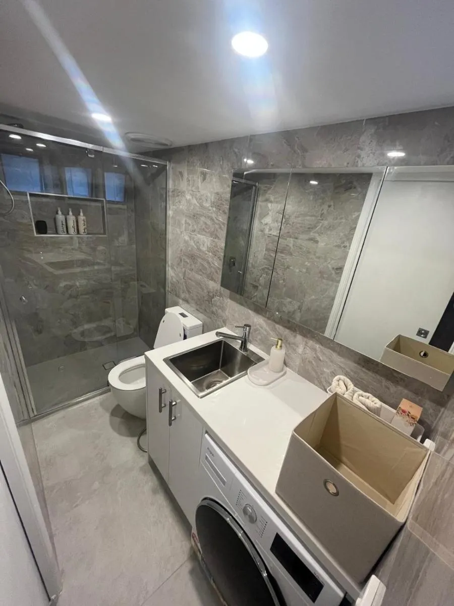 Image 6 of Guest suite in Brighton