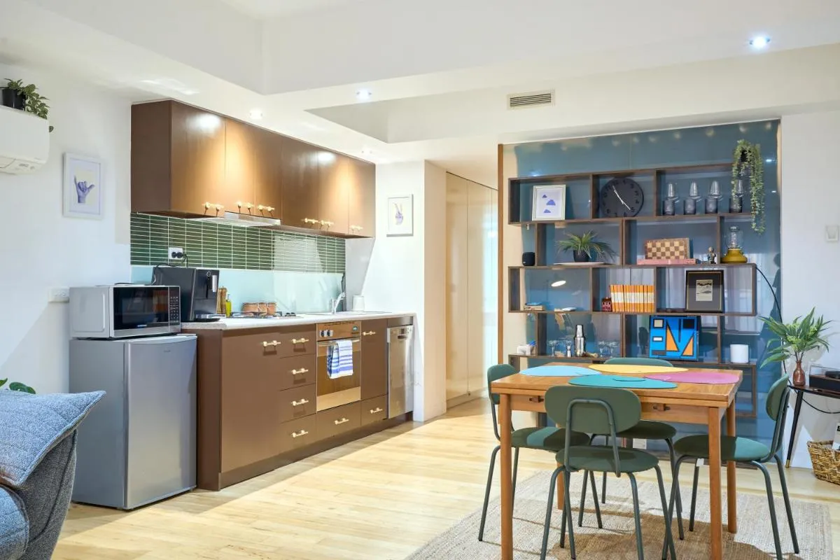 Image 3 of Heritage Hideaway – Refurbished Flinders St Gem