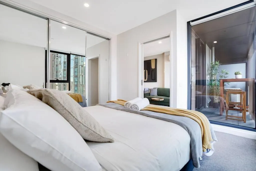 Image 1 of “Hidden Gem” Cosy 2B apt in central Melbourne#UT26