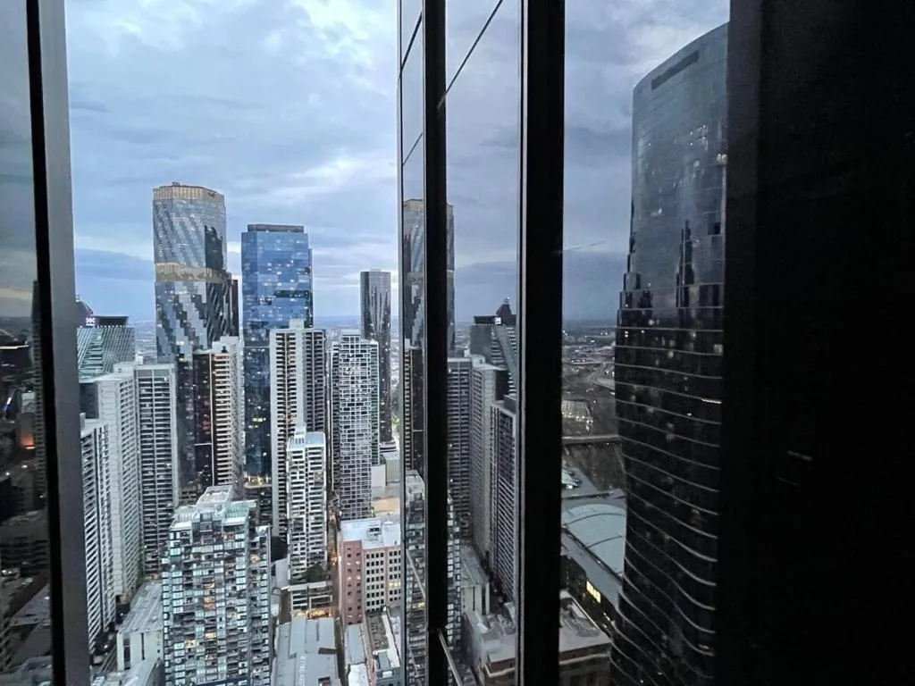 Image of High-Rise City 1 Bed 2 Bath Retreat near Southern Cross Station