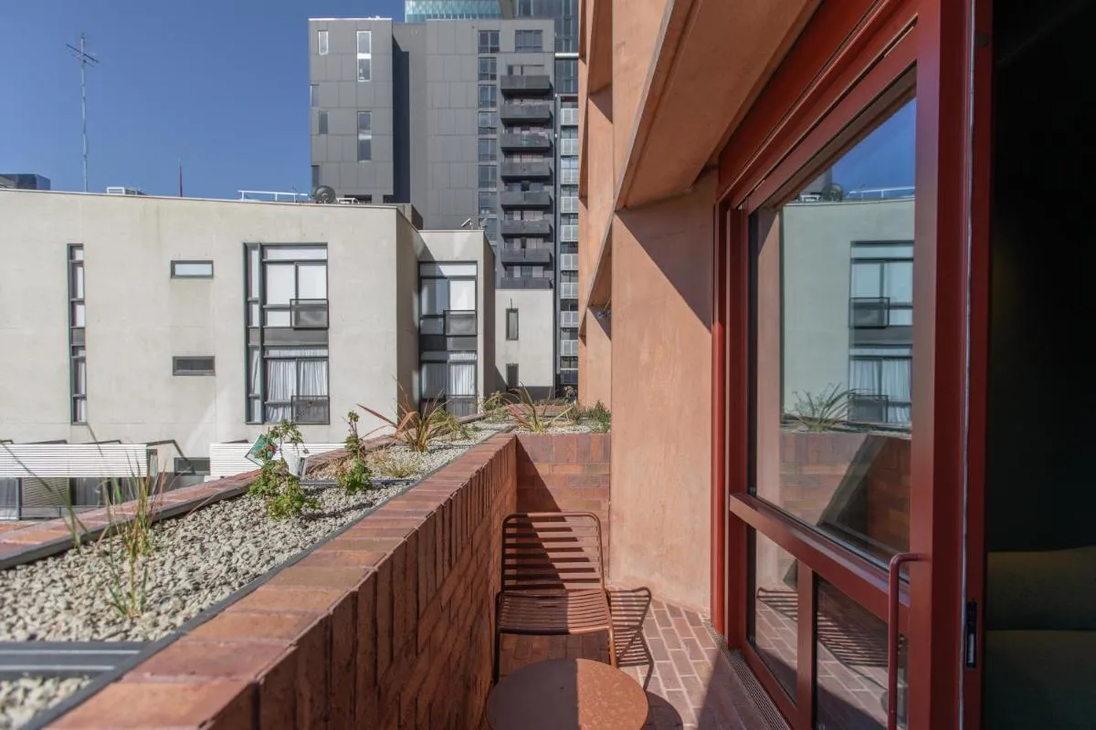 Image 4 of Hyde Melbourne Place