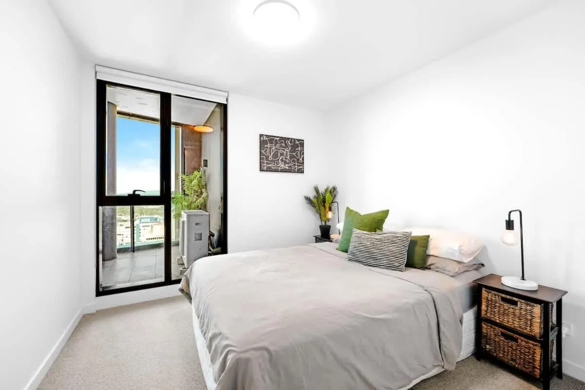 Image 1 of Ivanhoe Penthouse – Amazing view Masterpiece with parking