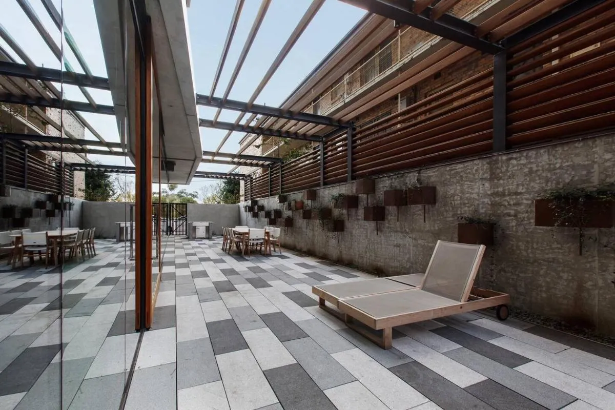 Image 6 of Lakeside Five Star Luxury with Uninterrupted Views