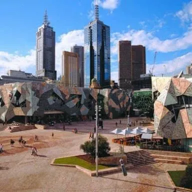 Image 3 of Le Chic in CBD 2br4beds Parking nr southern cross