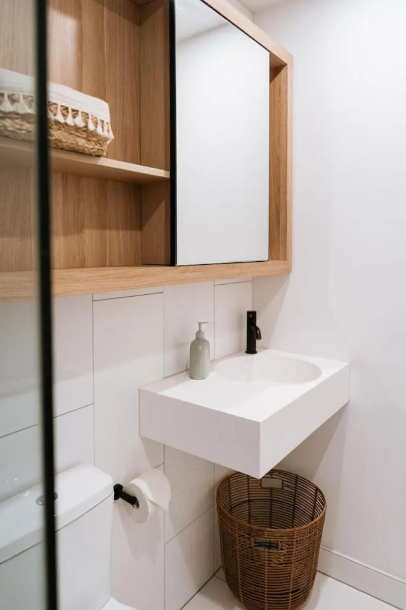 Image 3 of Luna, Stylish and Chic Collingwood Apartment