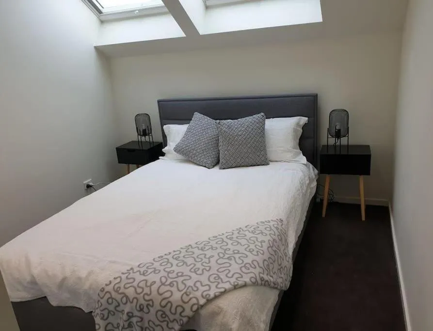 Image 6 of Luxurious Modern 2 Bedroom 2 Bathroom Apartment