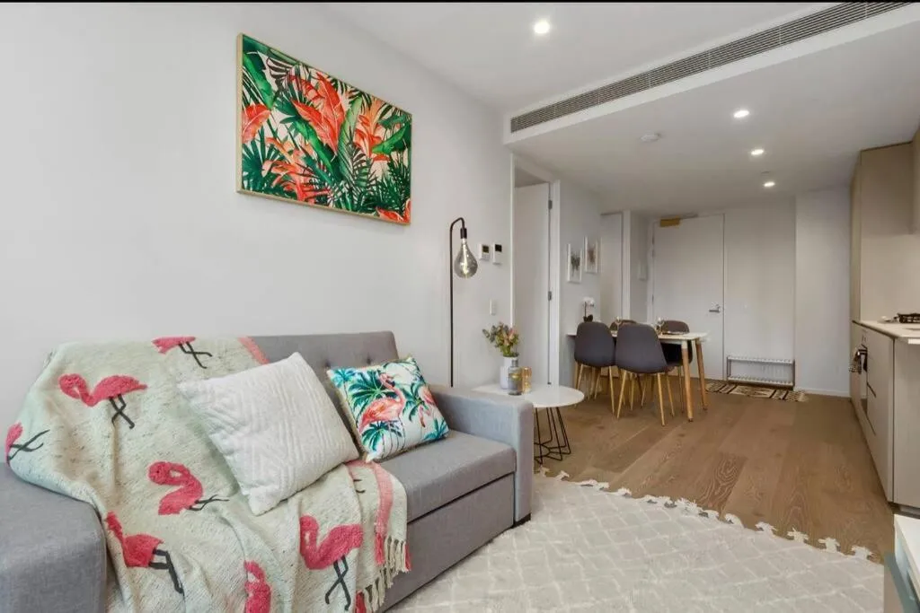 Image 6 of Modern 1 BR Apt on Southbank #Australia108#AU21