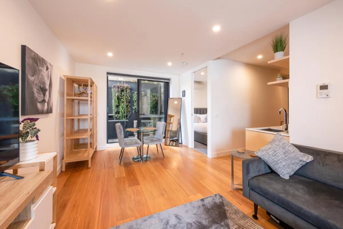 Image 1 of Modern 1 Bedroom Apartment in Brunswick East near CBD