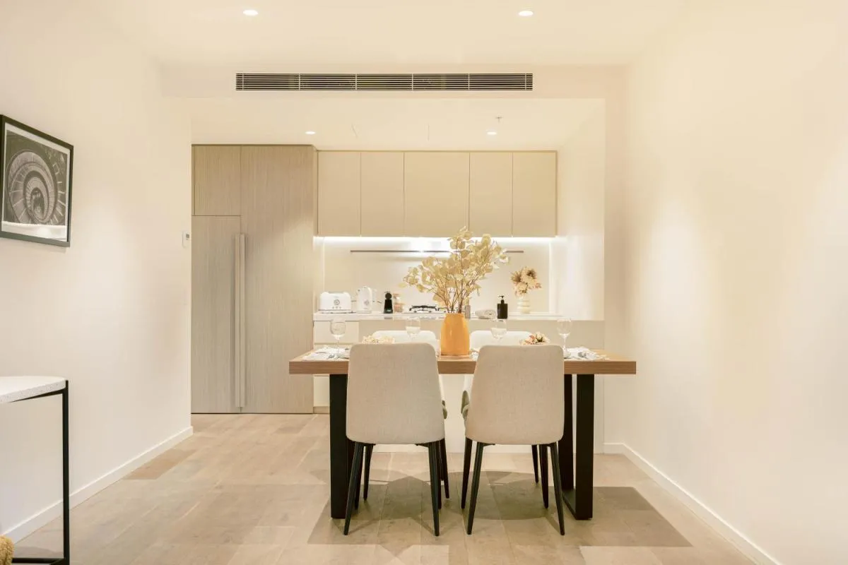 Image 3 of Peaceful 2BR apt on St Kilda Rd w Free Parking#OP08