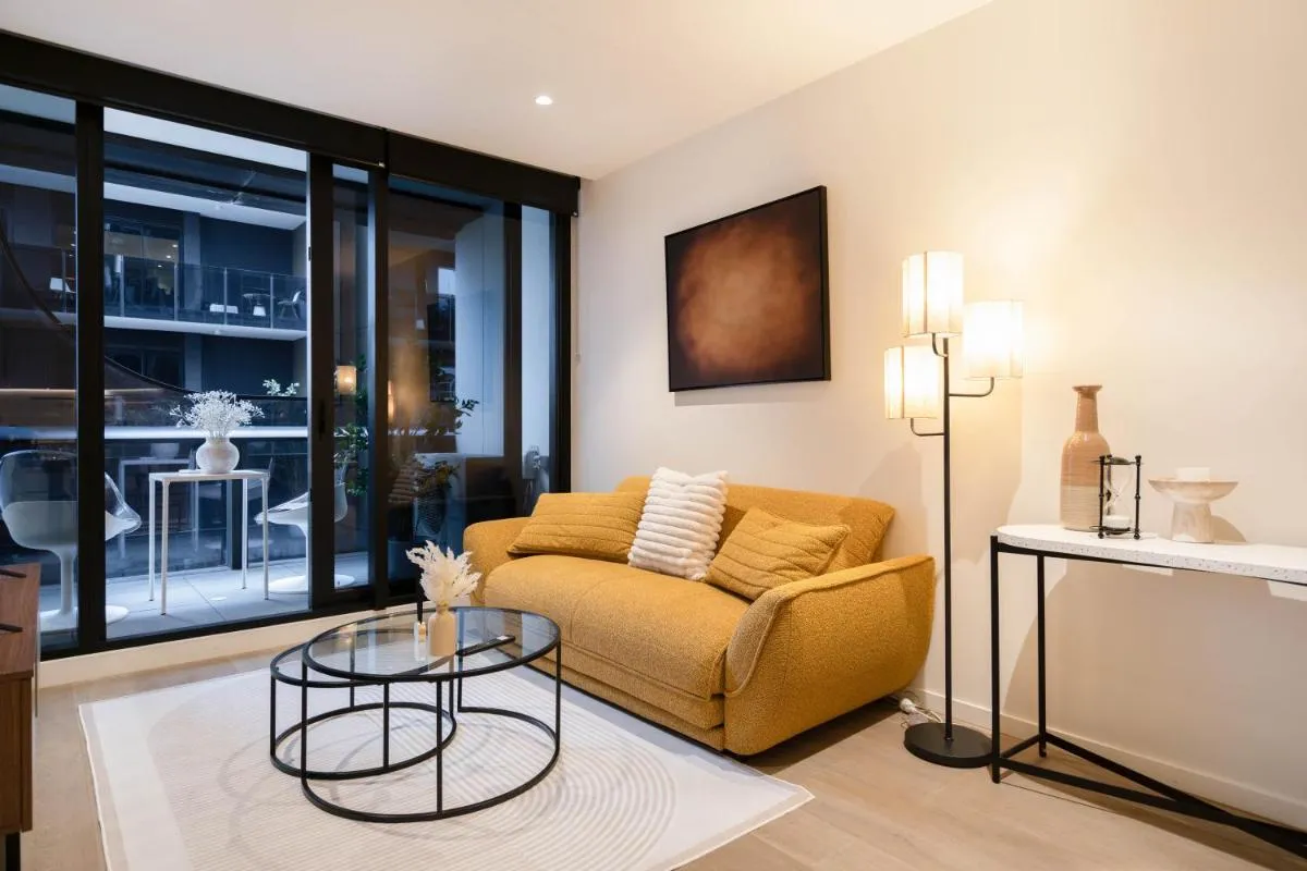 Image 2 of Peaceful 2BR apt on St Kilda Rd w Free Parking#OP08