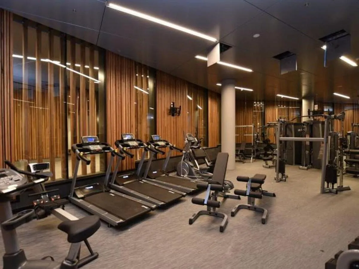 Image 5 of Penthouse Luxury Suite – Unmatched Views & Location