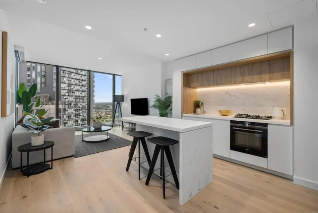 Image of Platinum Pad Westside Place