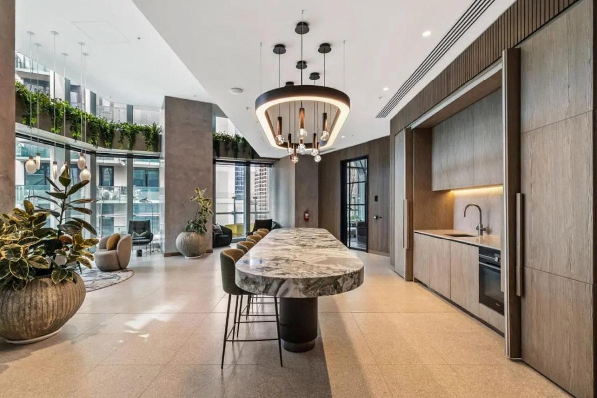 Image 4 of Platinum Pad Westside Place