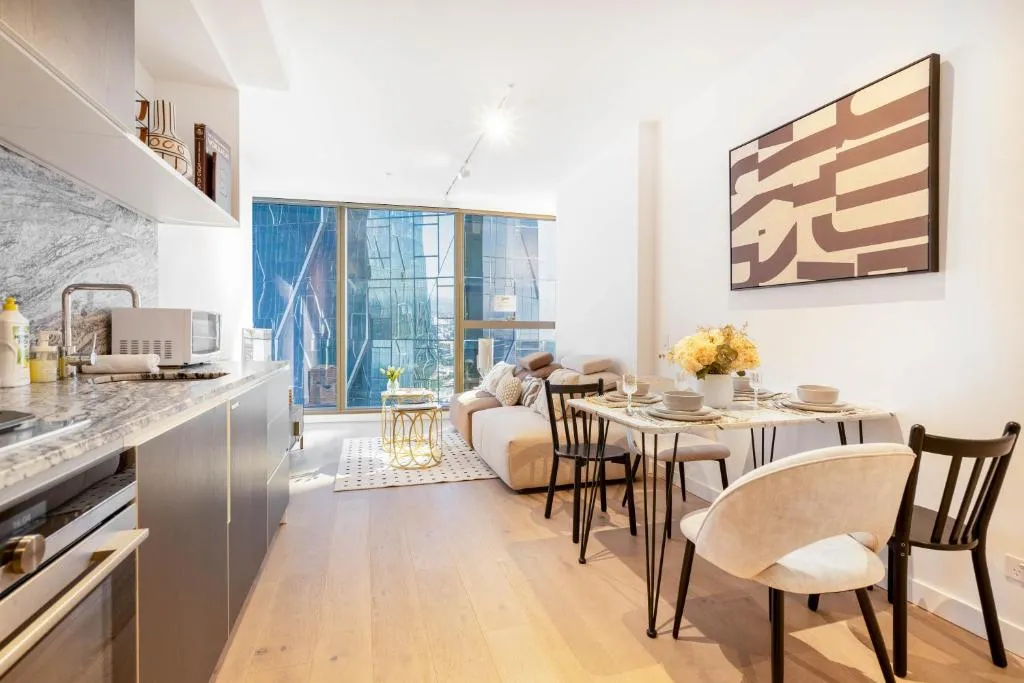 Image of Prestigious lV59 1BR Apt City Center free parking#WSP59